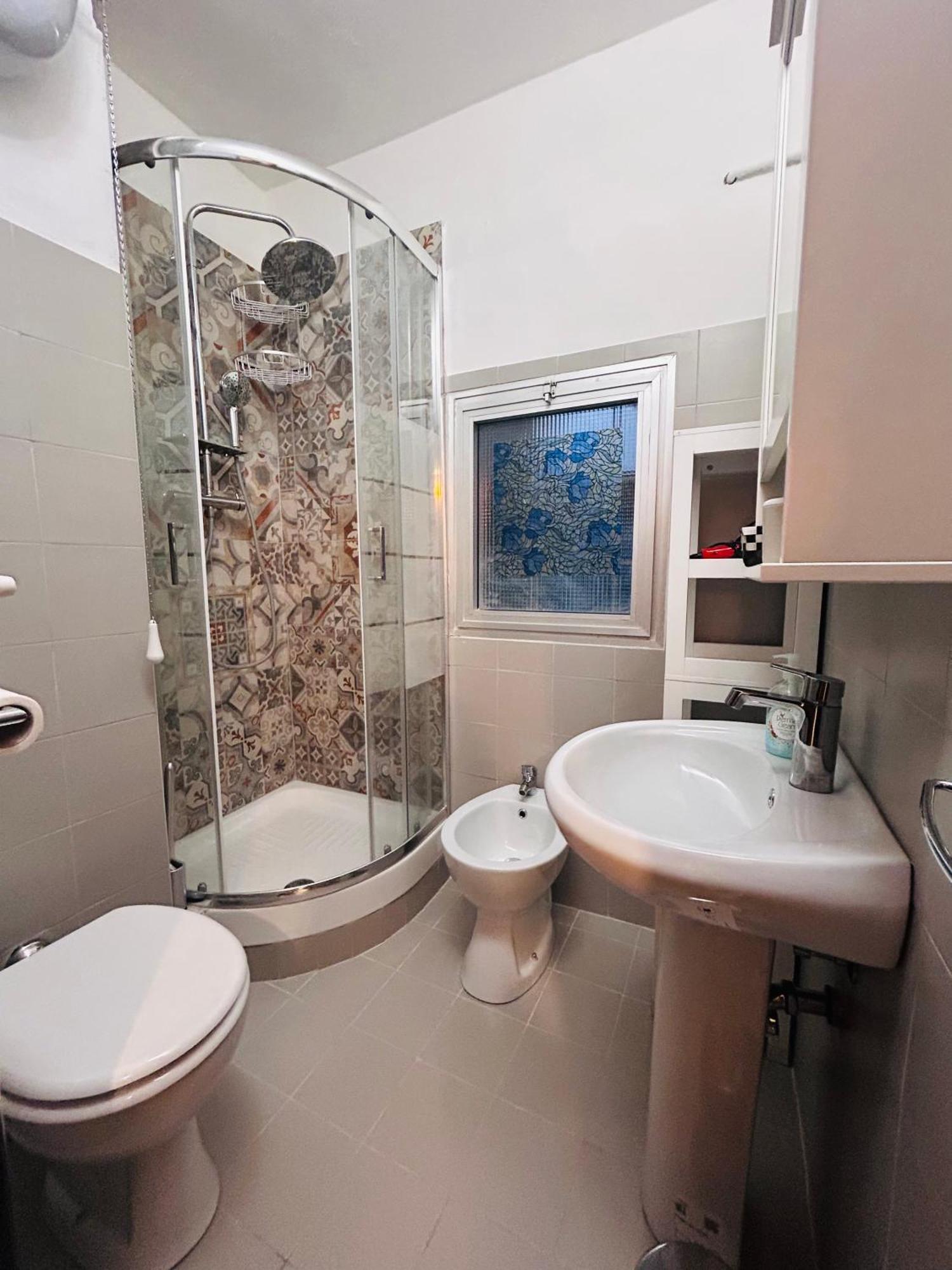 Apartment Centro Storico-6 Min Acquario *
